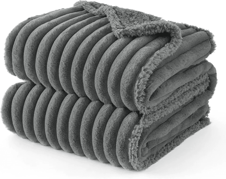 Bedsure Waterproof Dog Blanket Large: Hero Images