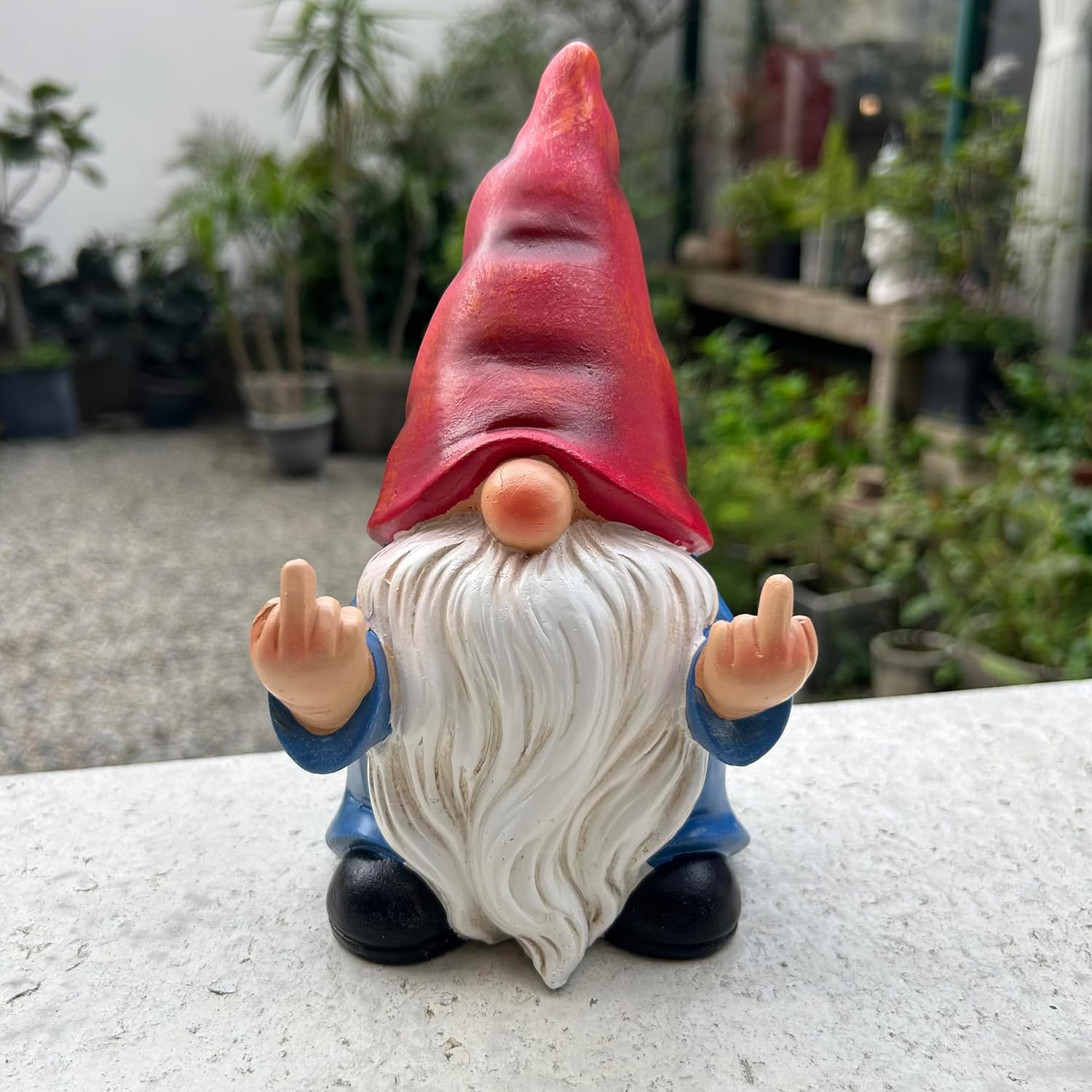 Showcases a quirky garden decoration to appeal to customers looking for unique outdoor accessories.