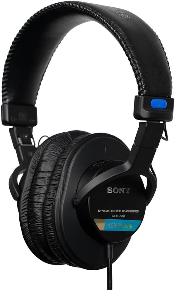 Displays the Sony MDR-7506 professional headphones clearly on a white background to help shoppers identify the core product being sold.