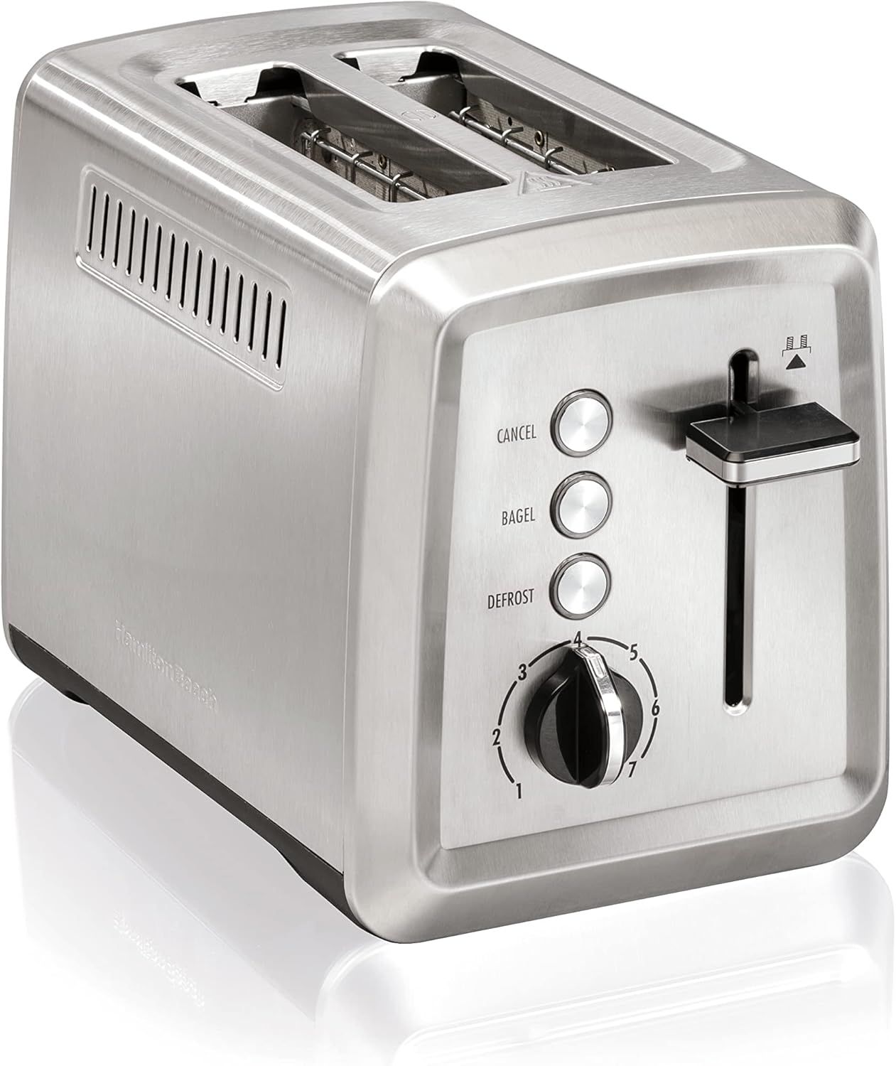 Displays the core product clearly to show shoppers the toaster's design, build quality, and control features including cancel, bagel, and defrost functions.