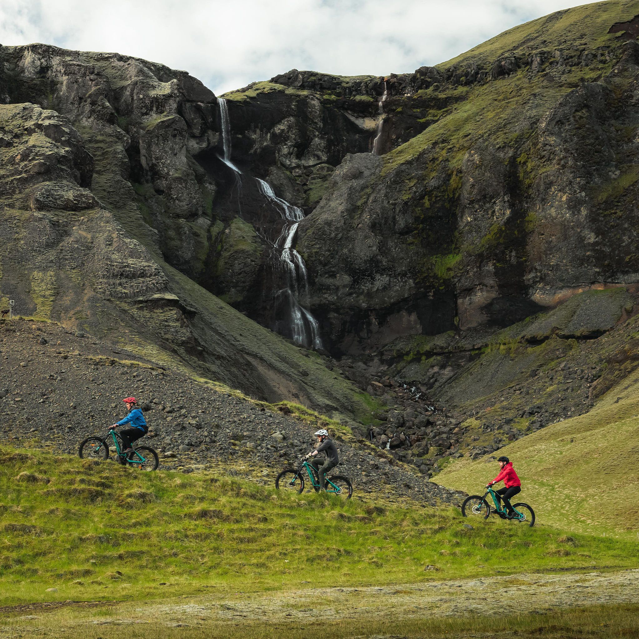 66North Outdoor LIF 11: Lifestyle Secondary Images