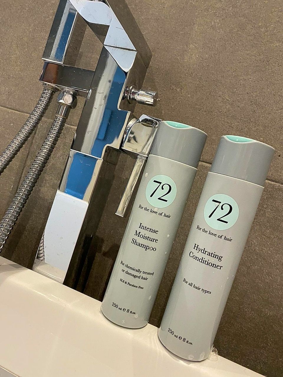 72 Hair 23: Lifestyle Secondary Images