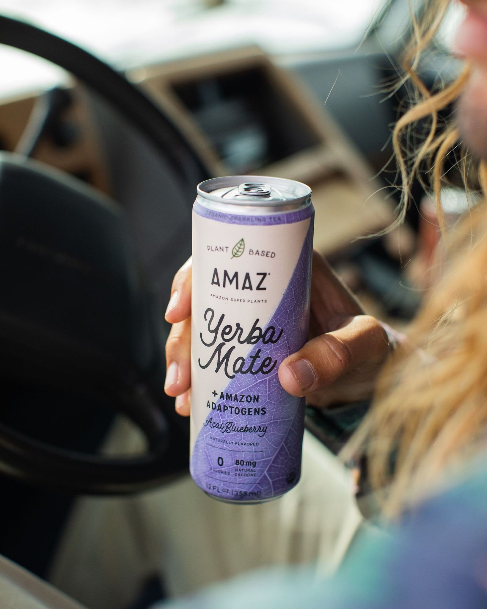 Amaz 20: Lifestyle Secondary Images