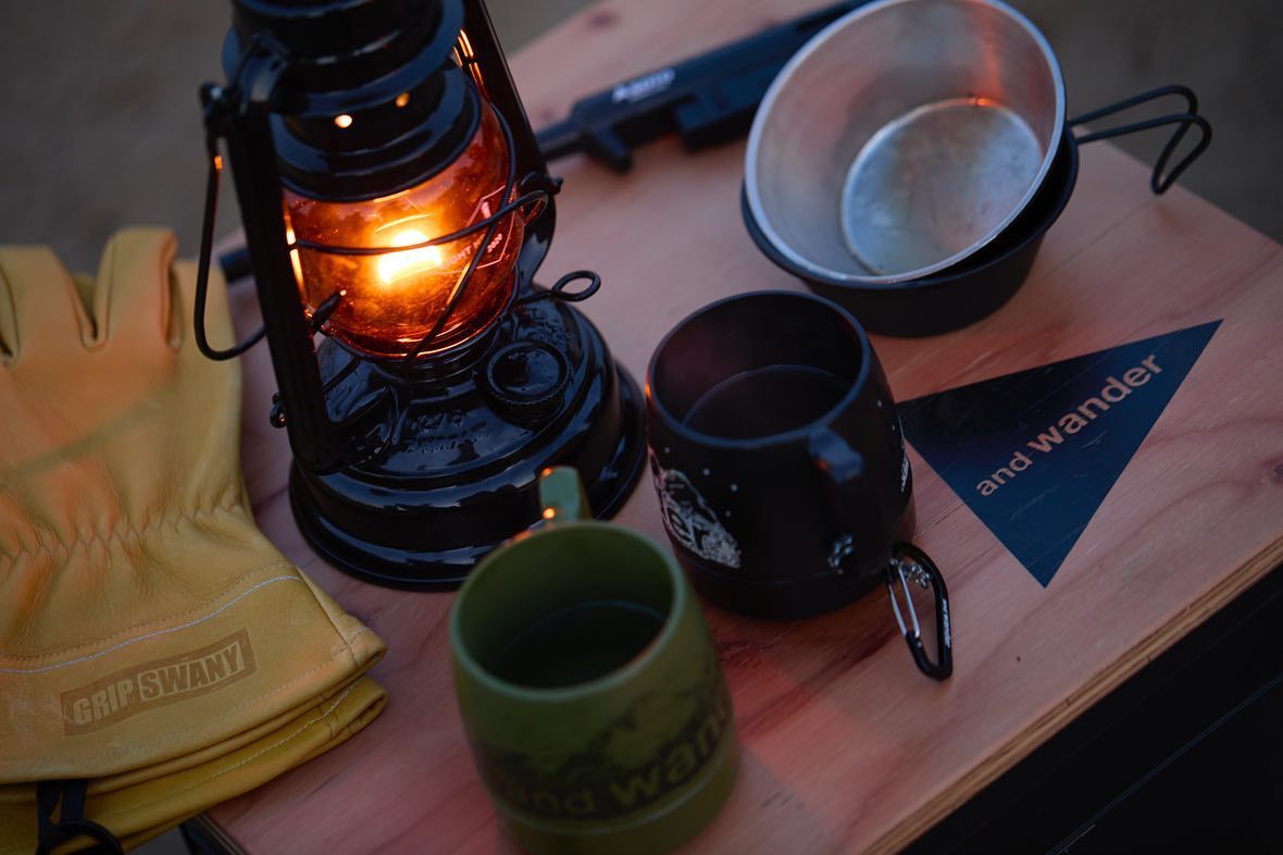AndWander Outdoor LIF 11: Lifestyle Secondary Images