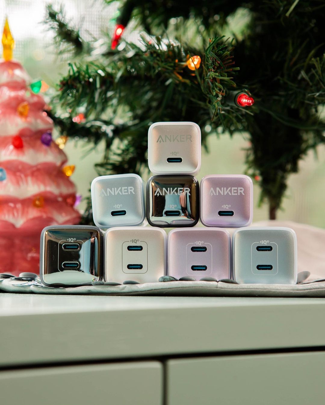 Anker 37: Lifestyle Secondary Images