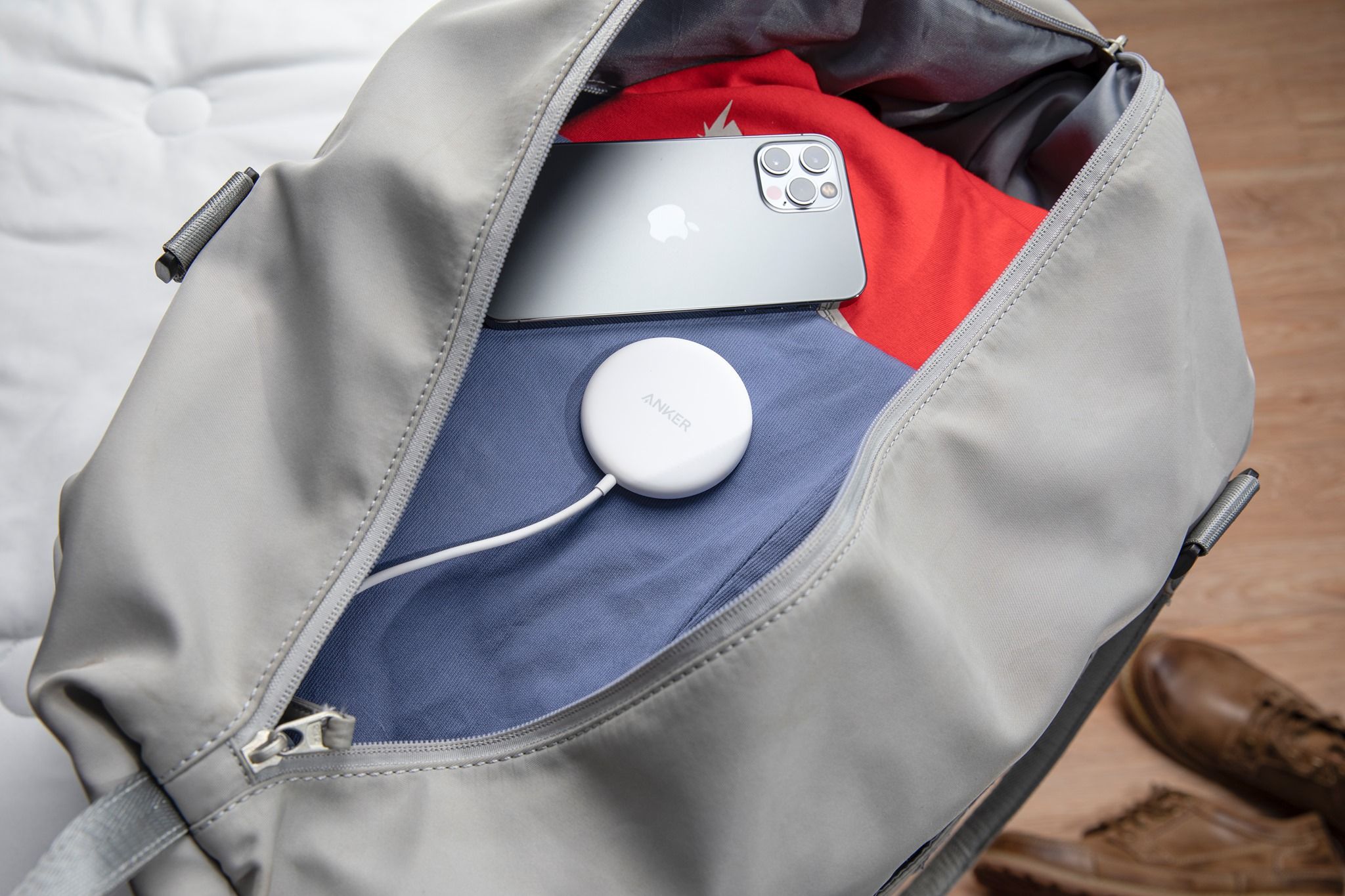 Anker 4: Lifestyle Secondary Images