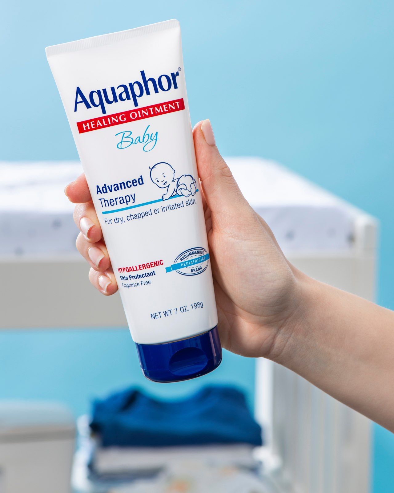 Aquaphor 10: Lifestyle Secondary Images