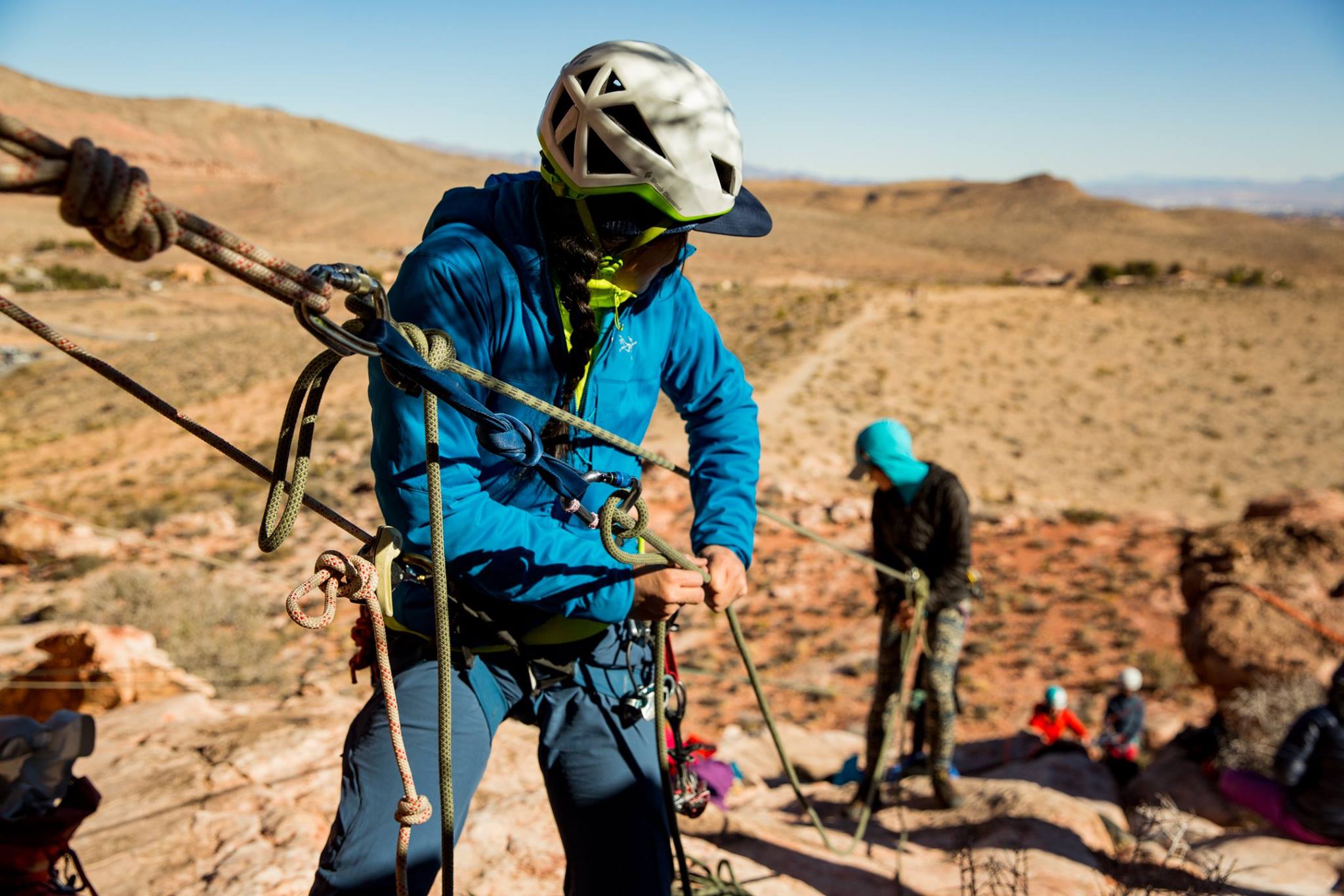 Arc'teryx Outdoor LIF 13: Lifestyle Secondary Images