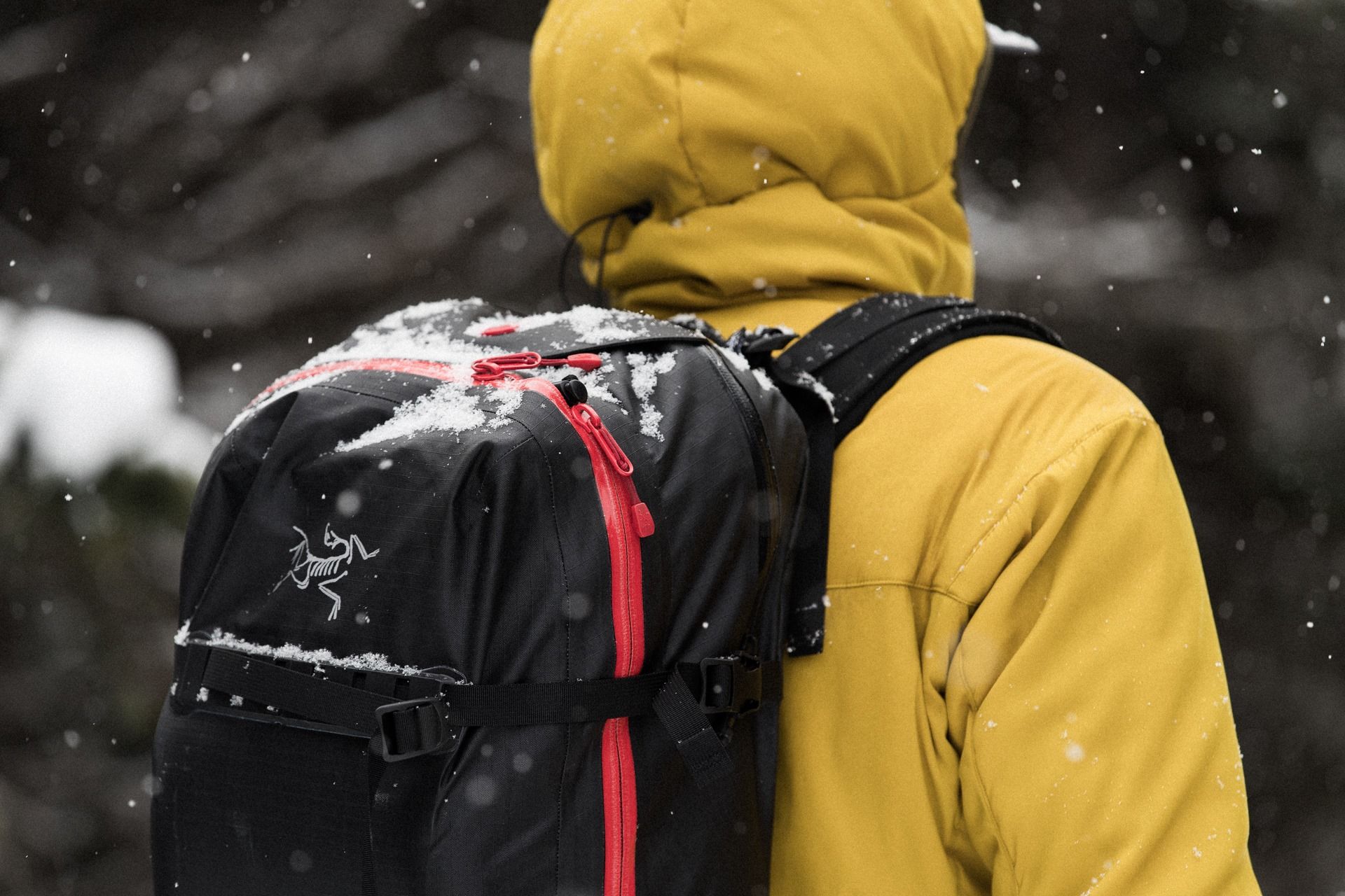 Arc'teryx Outdoor LIF 15: Lifestyle Secondary Images
