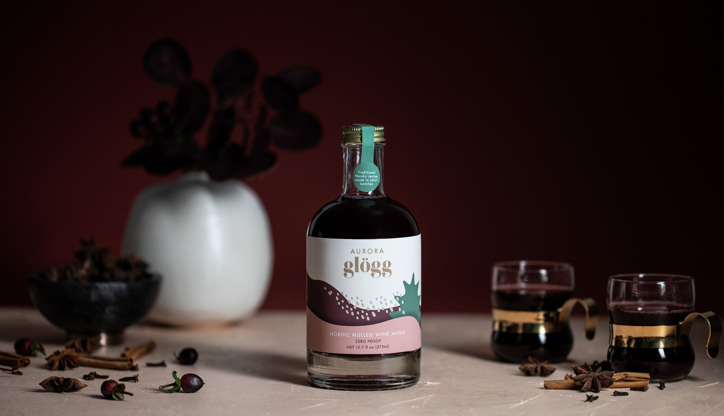 Aurora Glögg 1: Lifestyle Secondary Images