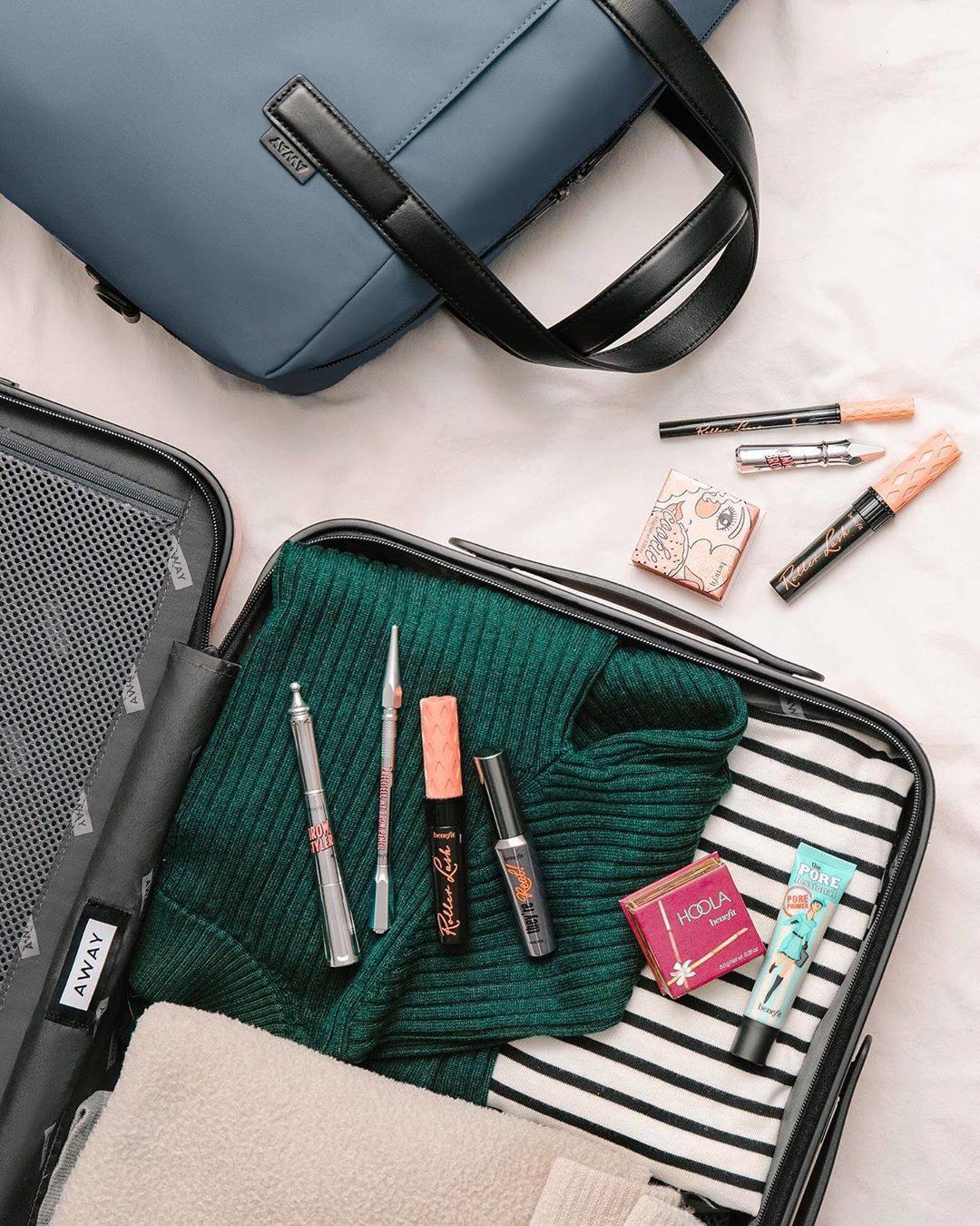 Away Travel 17: Lifestyle Secondary Images