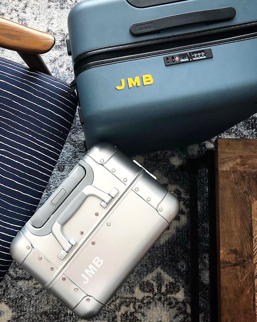 Away Travel 30: Lifestyle Secondary Images