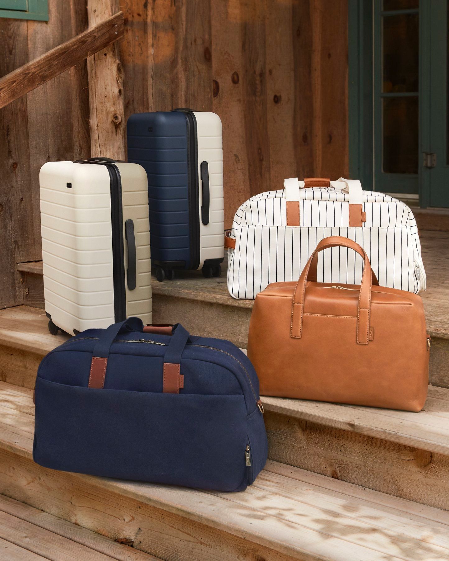 Away Travel 45: Lifestyle Secondary Images
