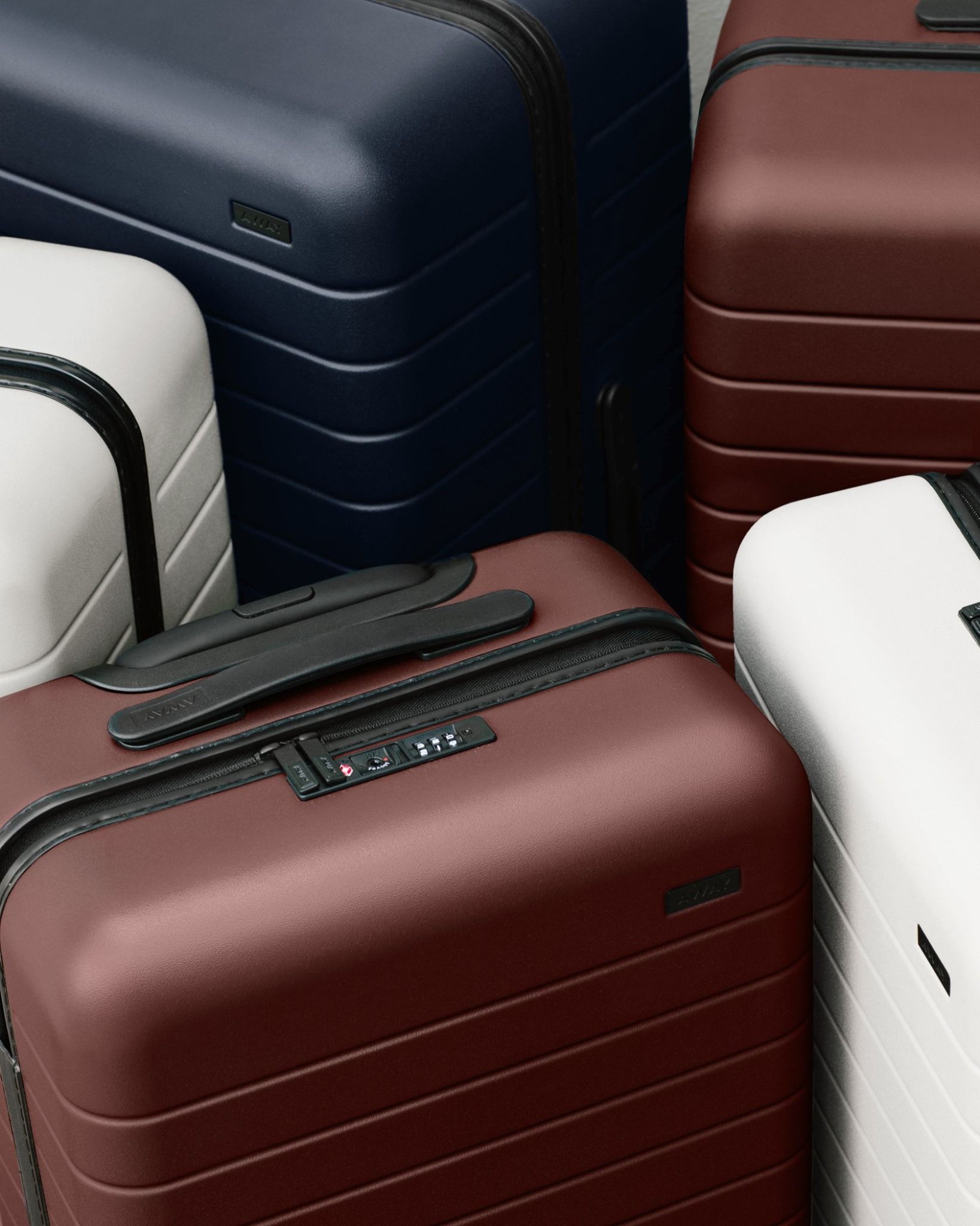 Away Travel 47: Lifestyle Secondary Images