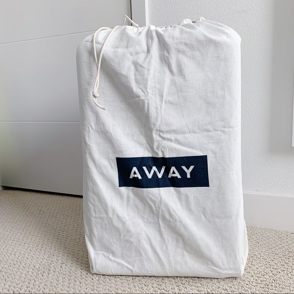 Away Travel 89: Packaging