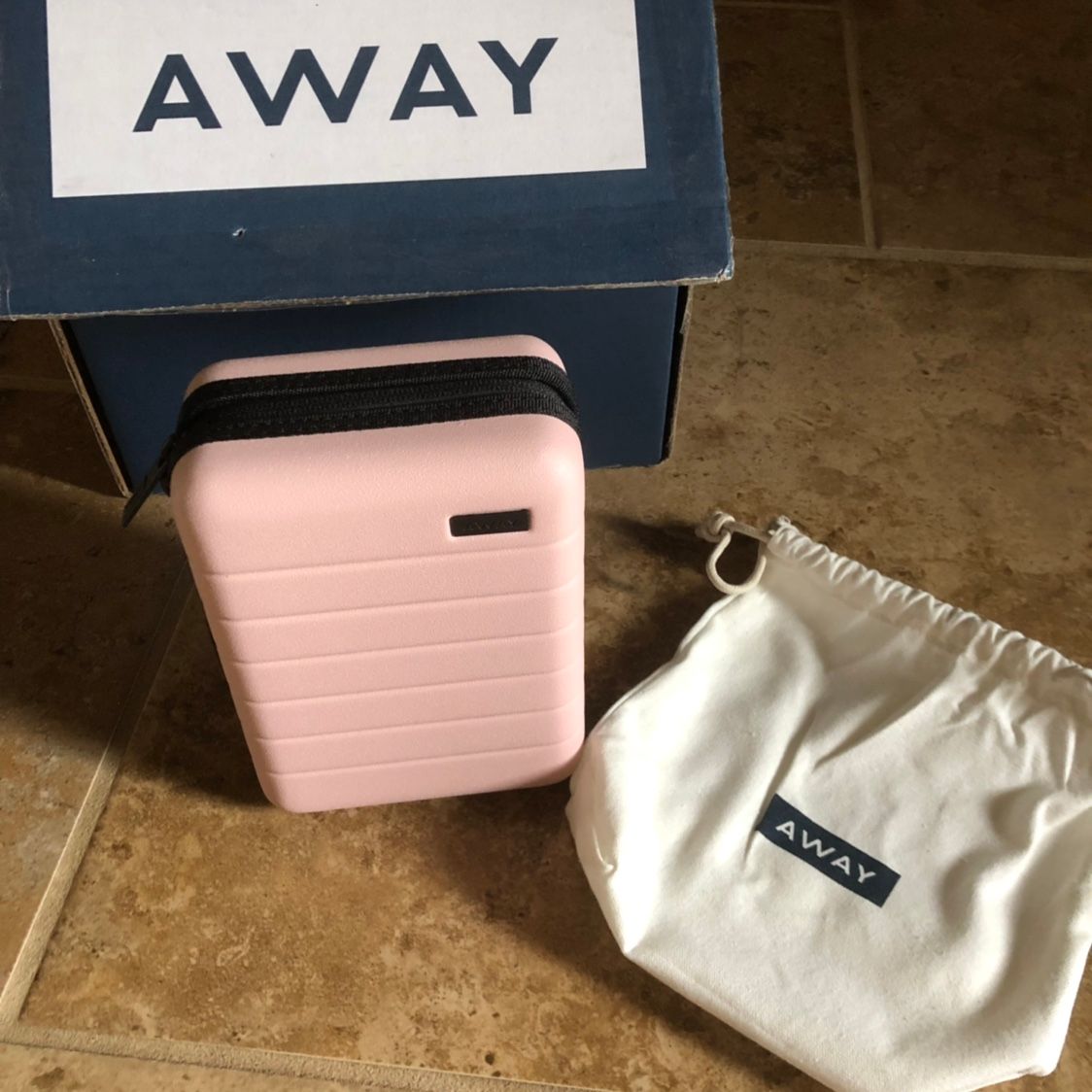 Away Travel 91: Packaging