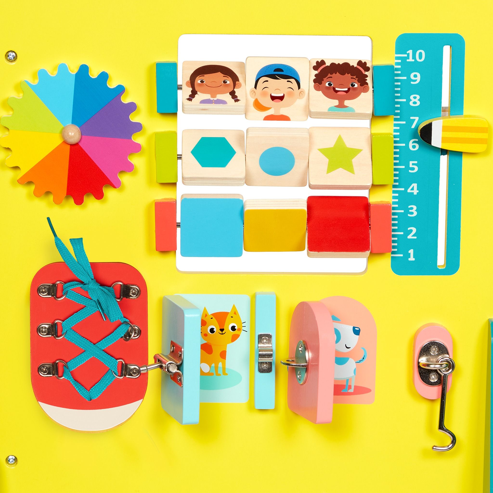 B.TOYS CB TG 1: Backdrops