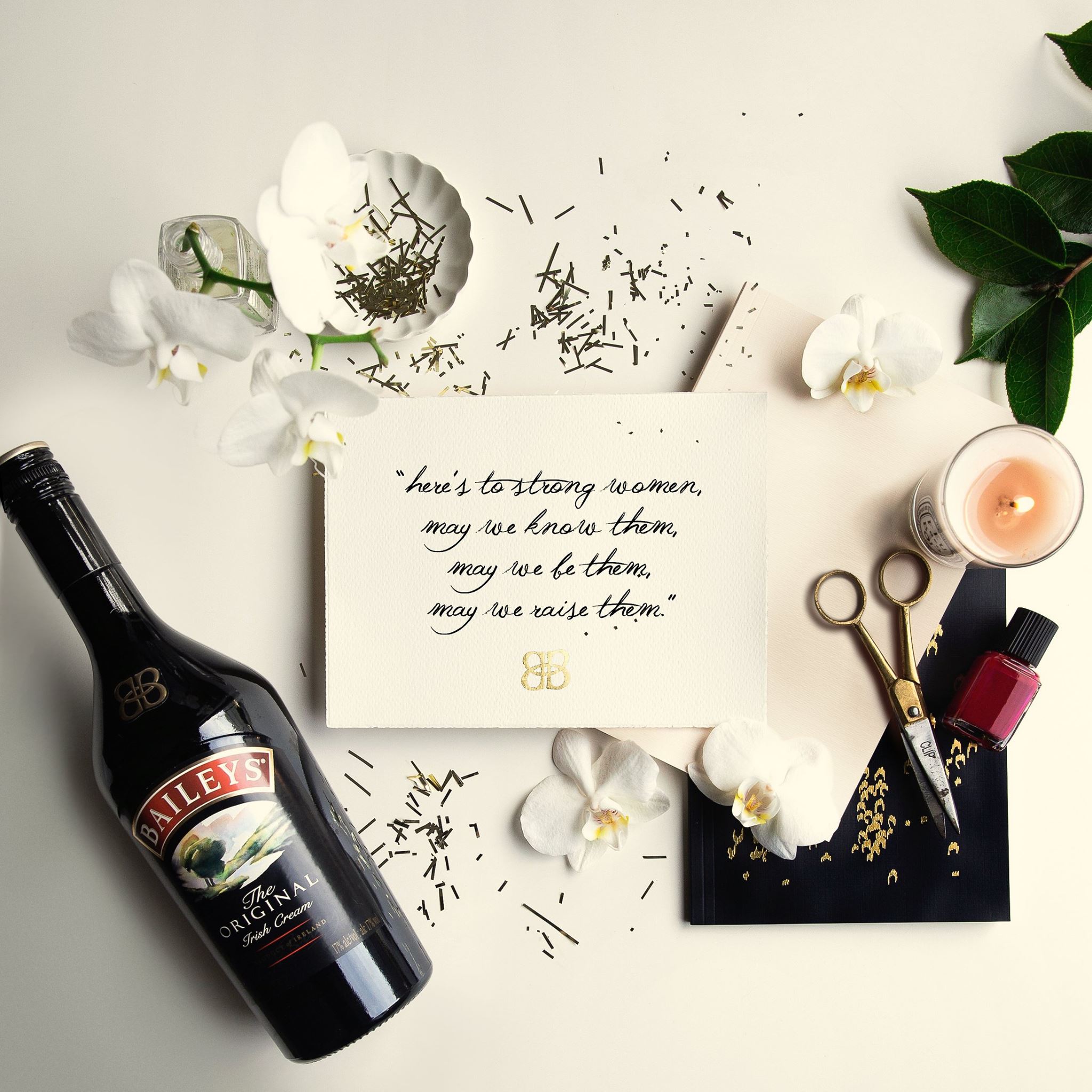 Baileys 12: Lifestyle Secondary Images
