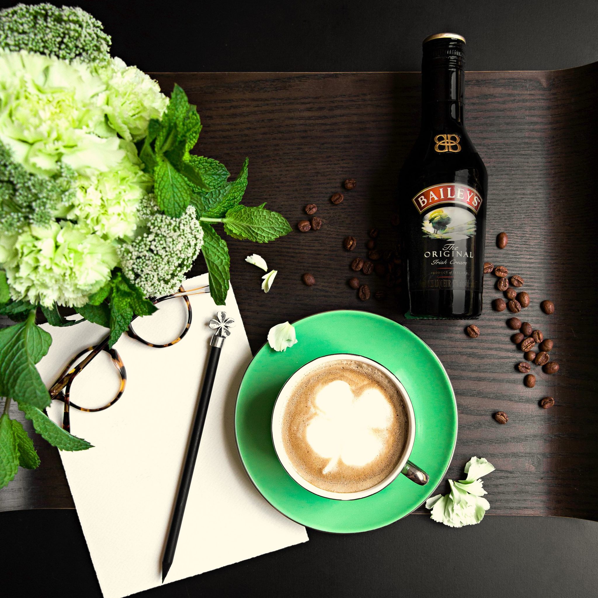 Baileys 14: Lifestyle Secondary Images