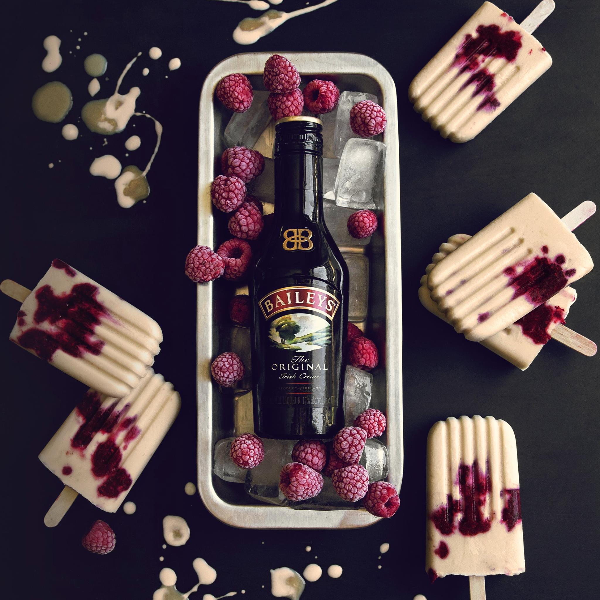 Baileys 17: Lifestyle Secondary Images