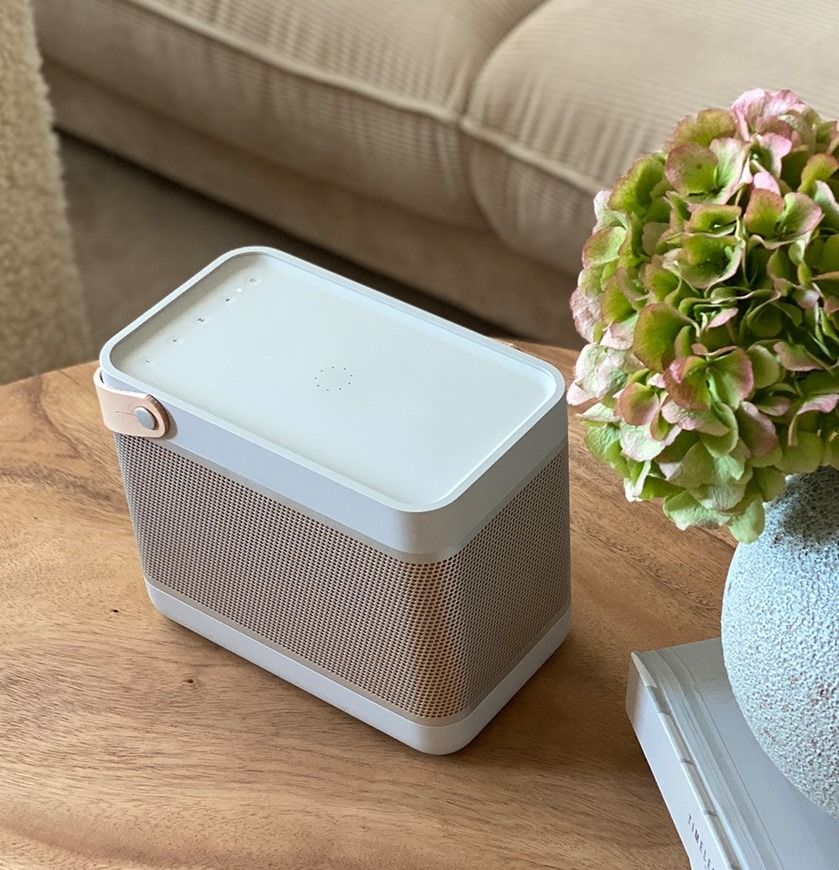 Bang & Olufsen 17: Lifestyle Secondary Images