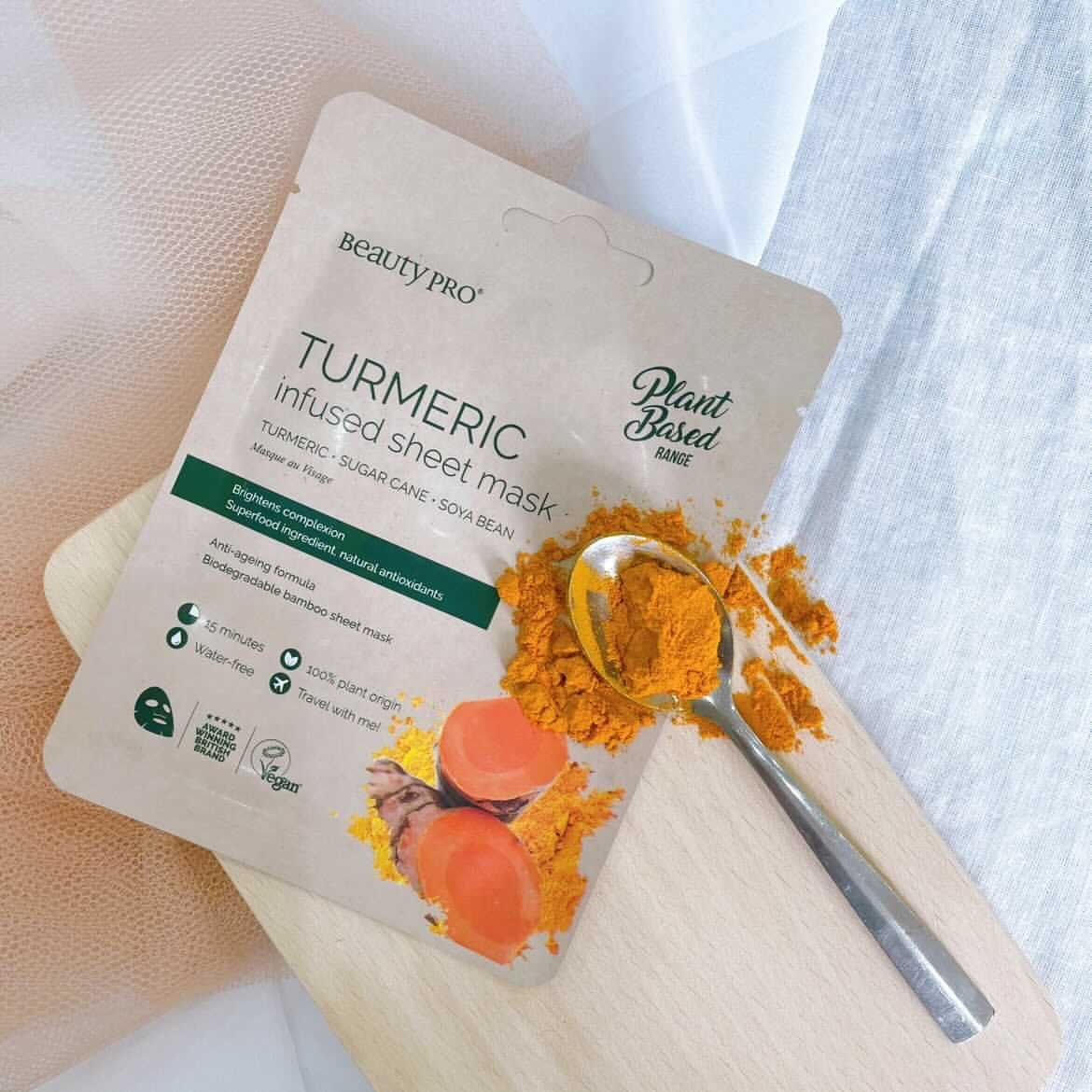 BeautyPro 23: Lifestyle Secondary Images