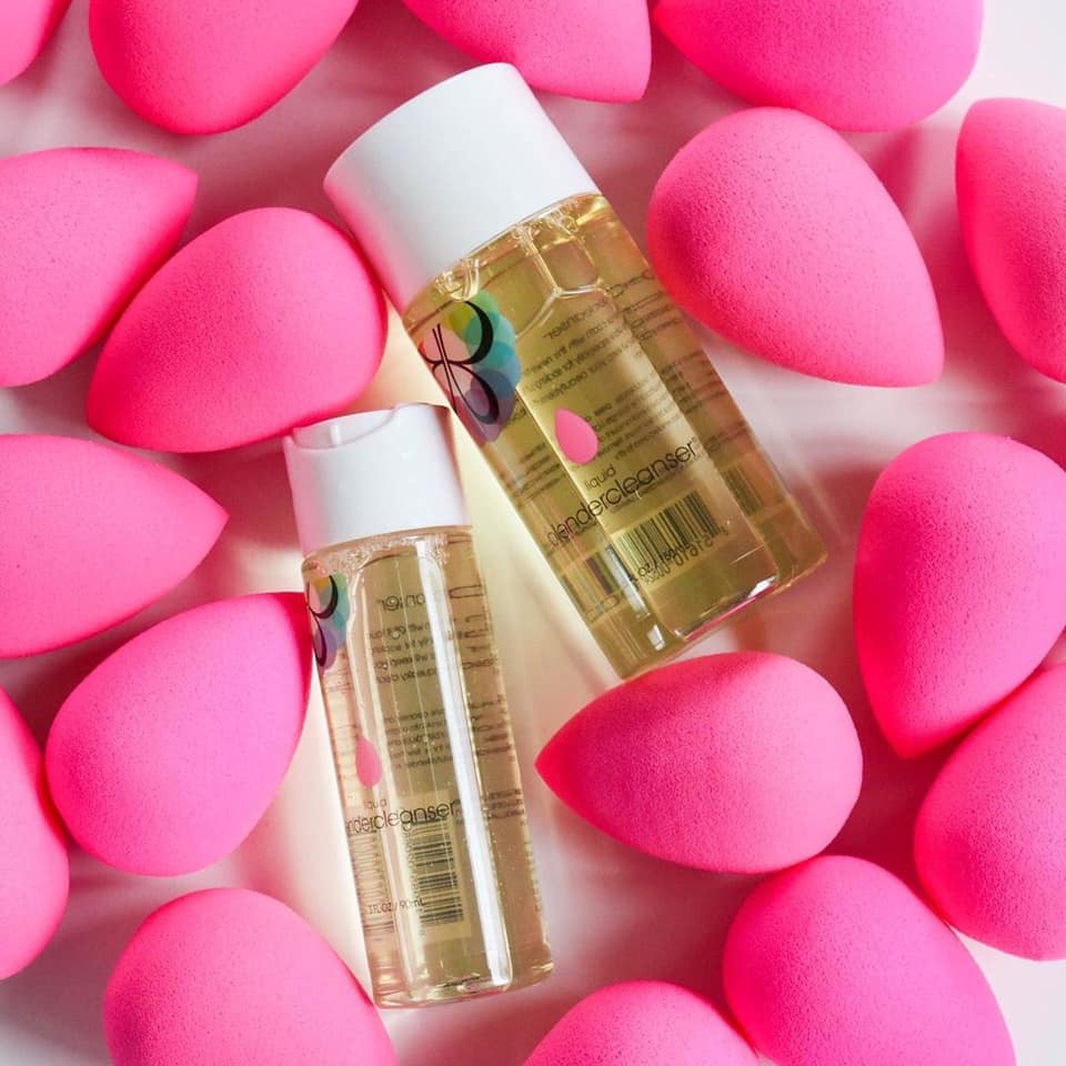Beautyblender 22: Lifestyle Secondary Images