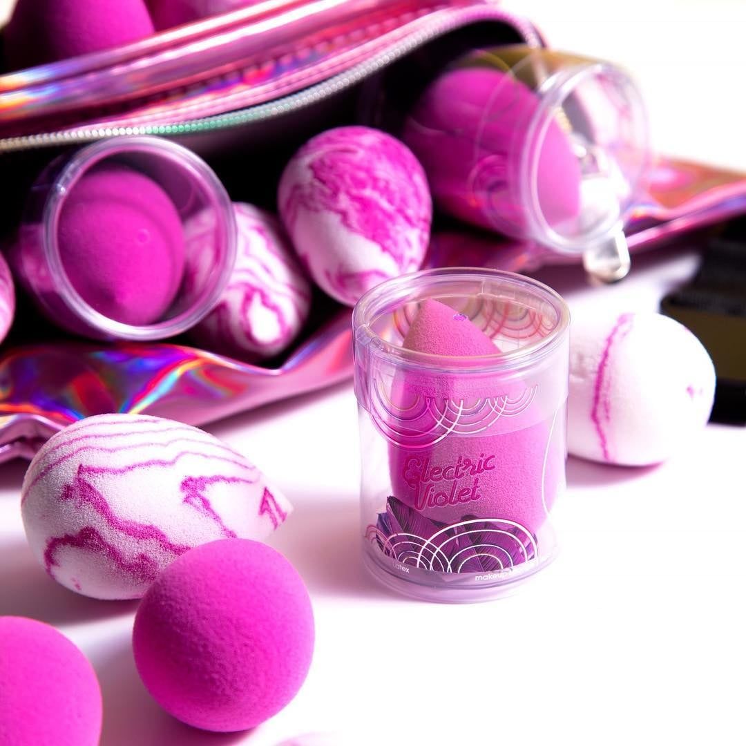 Beautyblender 26: Lifestyle Secondary Images