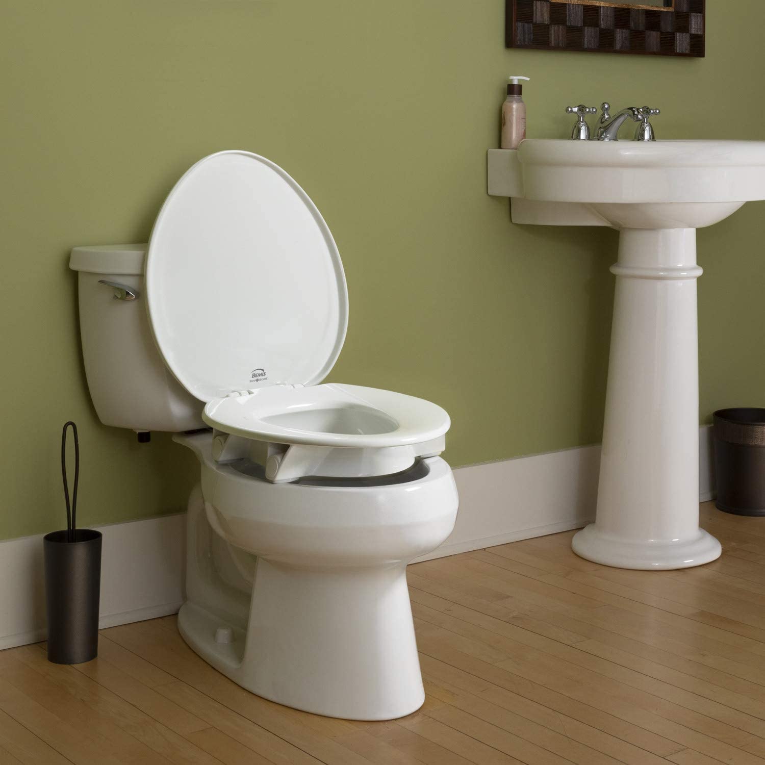 Bemis 9 LIF: Lifestyle Secondary Images