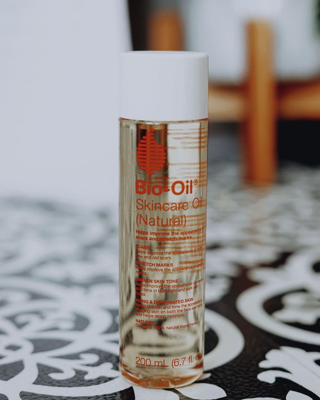 Bio-Oil 12: Backdrops