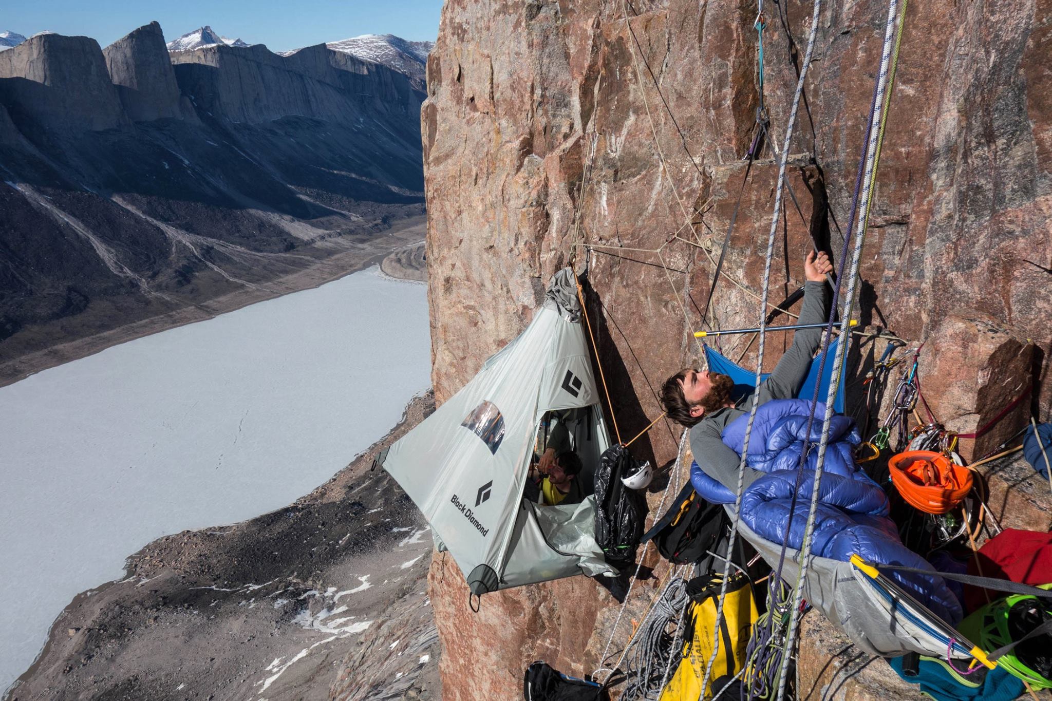 BlackDiamond Outdoor LIF 1: Lifestyle Secondary Images