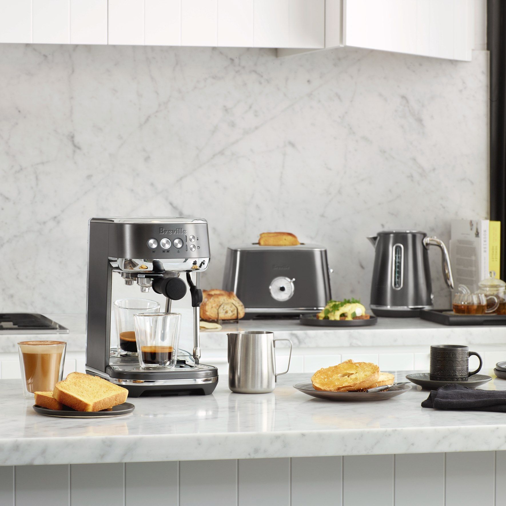 Breville 20: Lifestyle Secondary Images