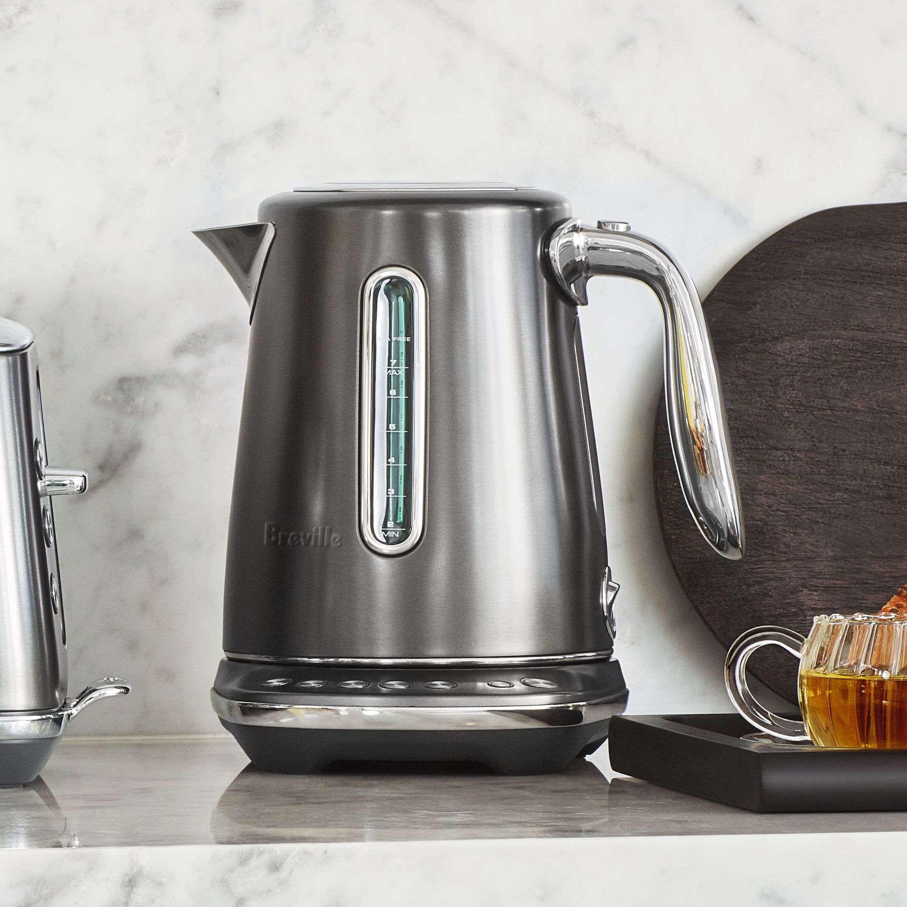 Breville 21: Lifestyle Secondary Images