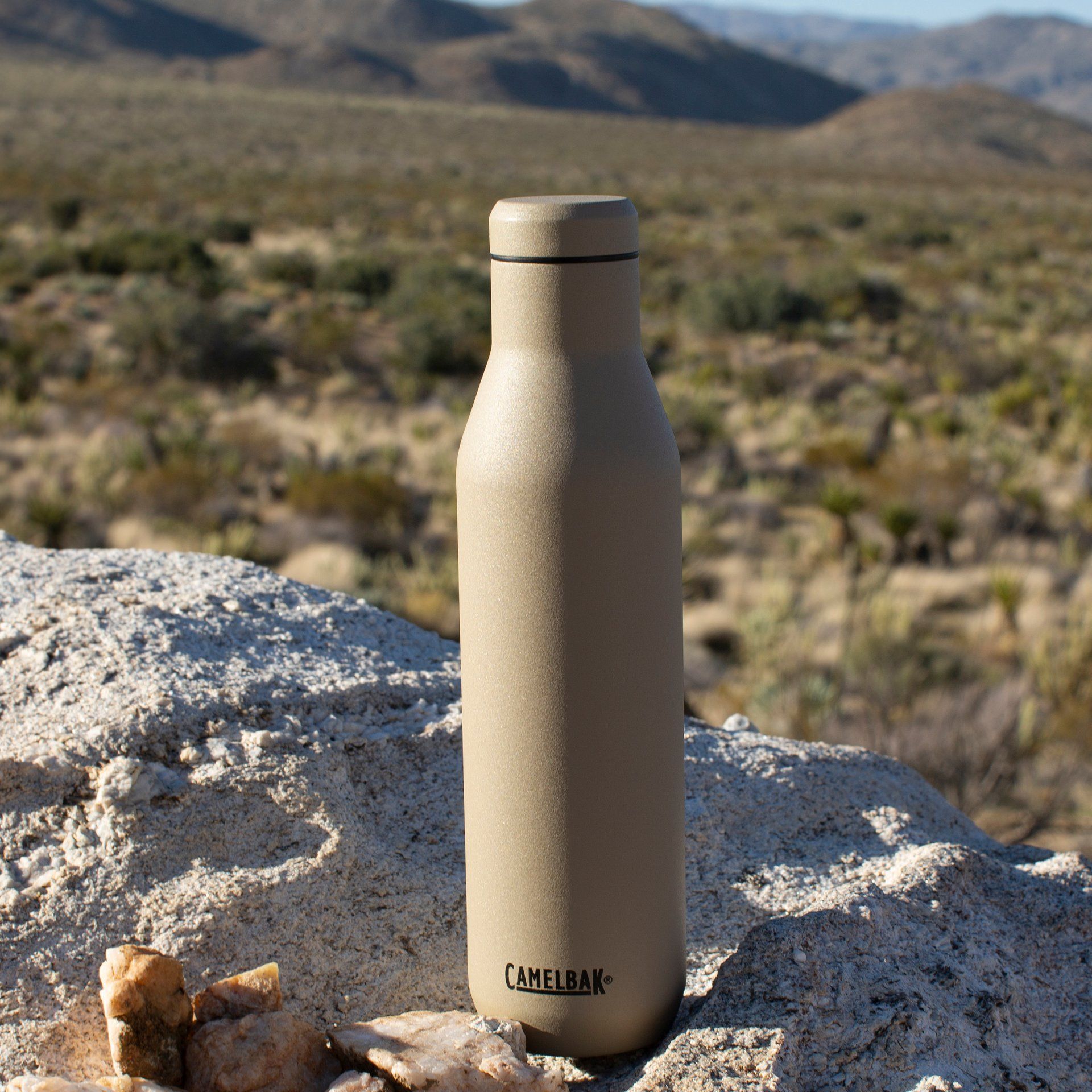 CamelBak 16: Lifestyle Secondary Images