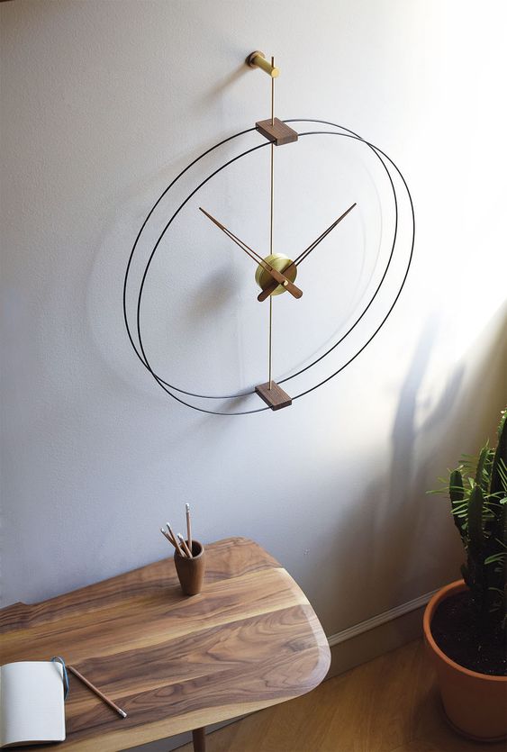 Clocks: Lifestyle Secondary Images
