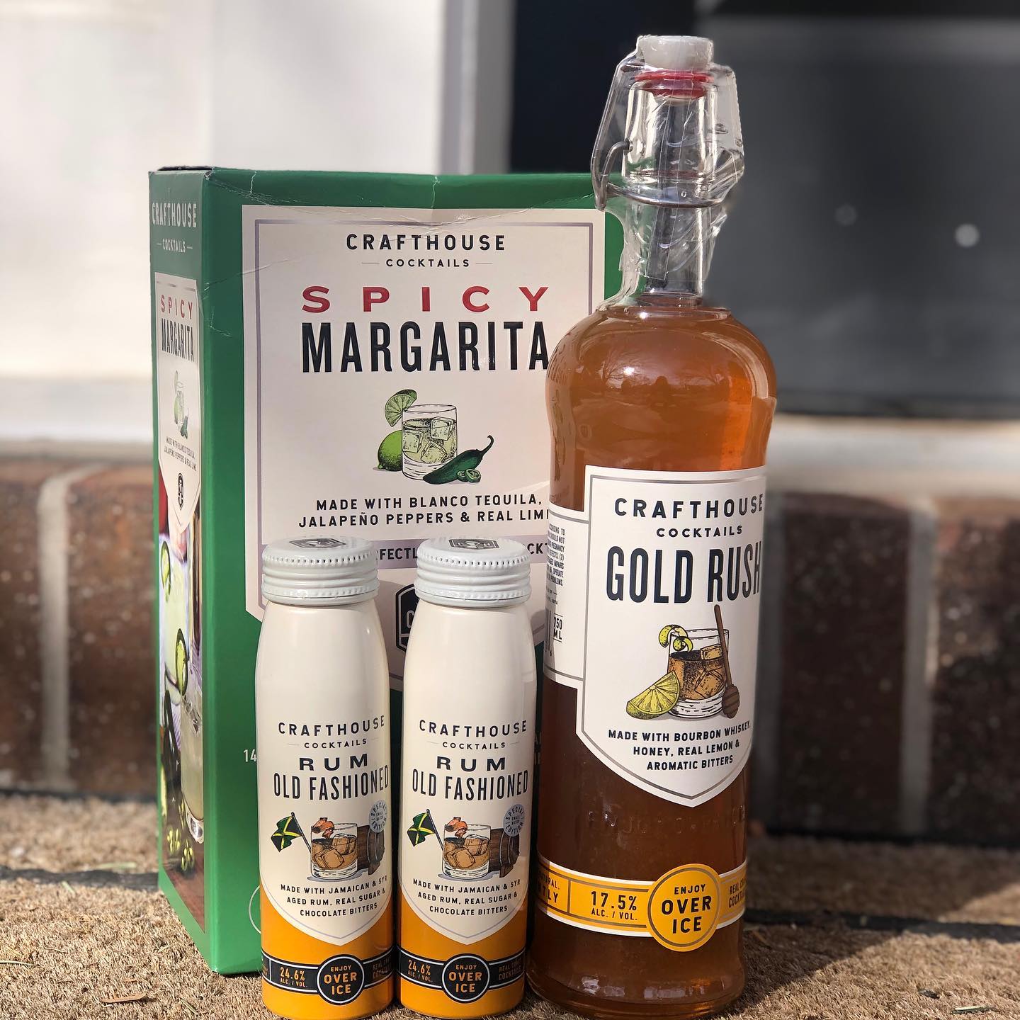 Crafthouse Cocktails 30: Lifestyle Secondary Images