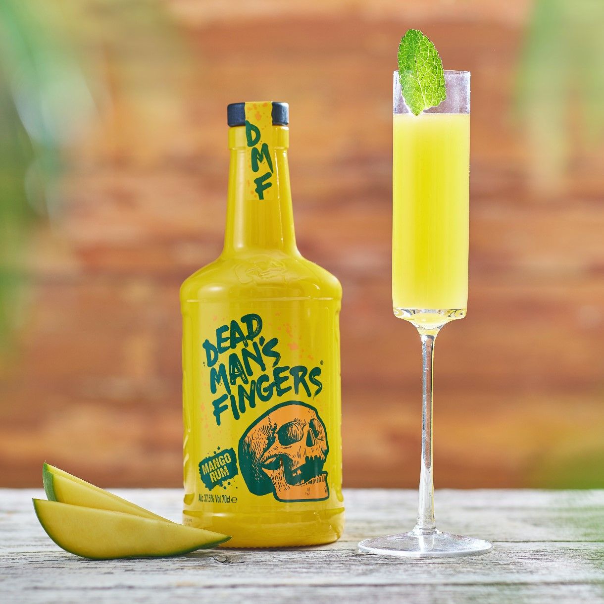 Dead Man's Fingers 32: Lifestyle Secondary Images