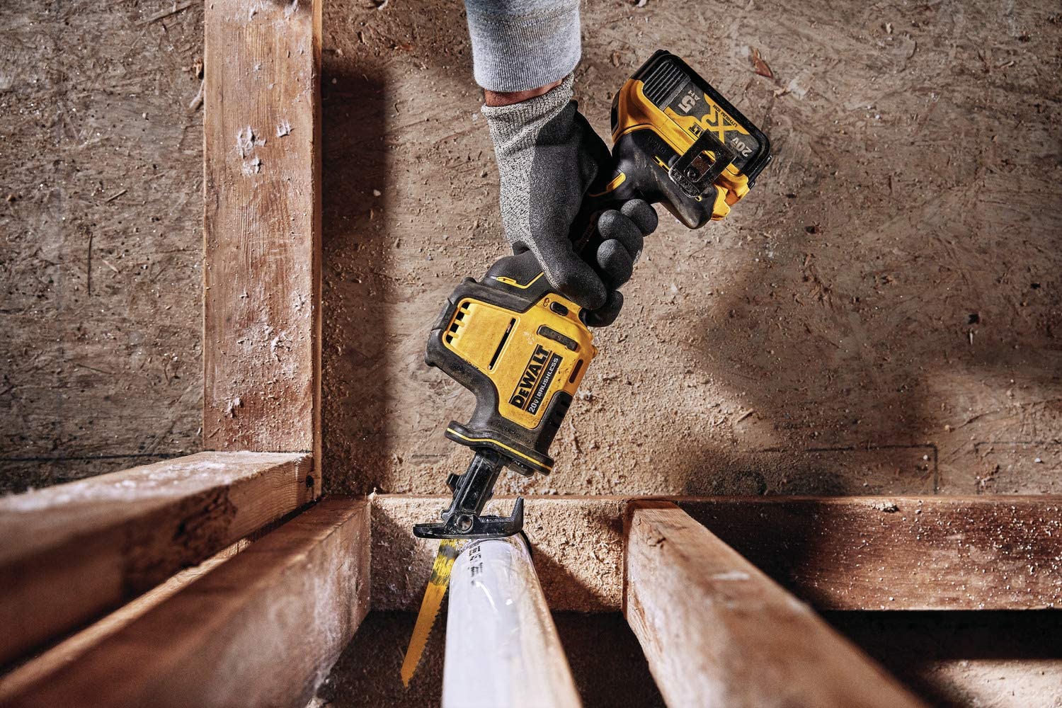 Dewalt LIF  3 LIF: Lifestyle Secondary Images