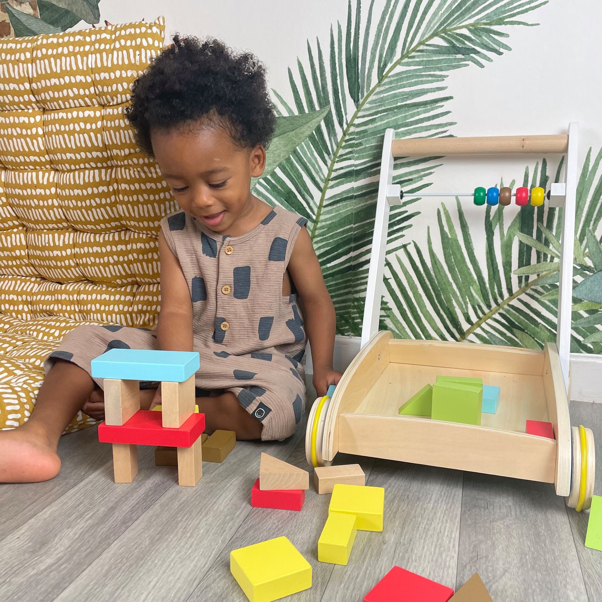 EARLY LEARNING CENTRE LIF TG 6: Lifestyle Secondary Images