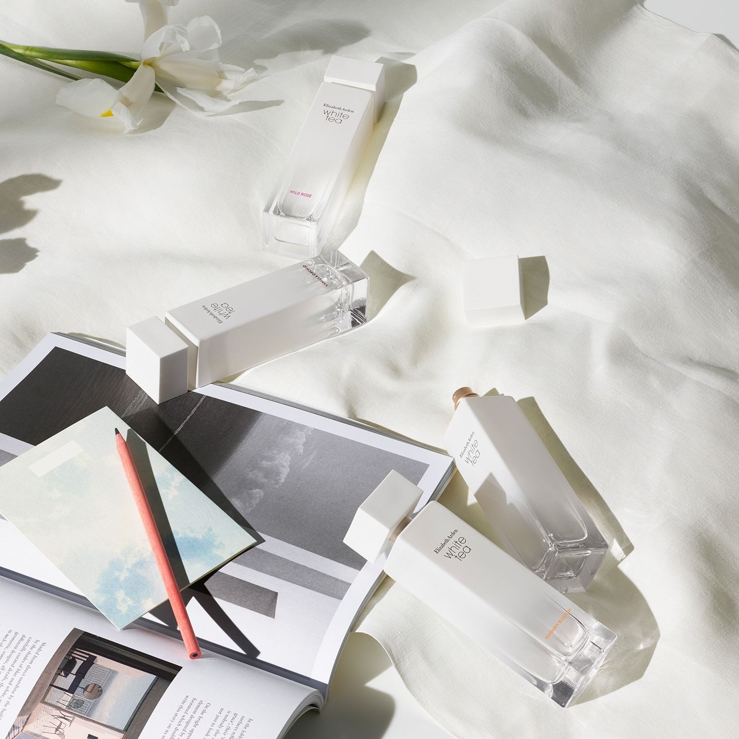 Elizabeth Arden 13: Lifestyle Secondary Images