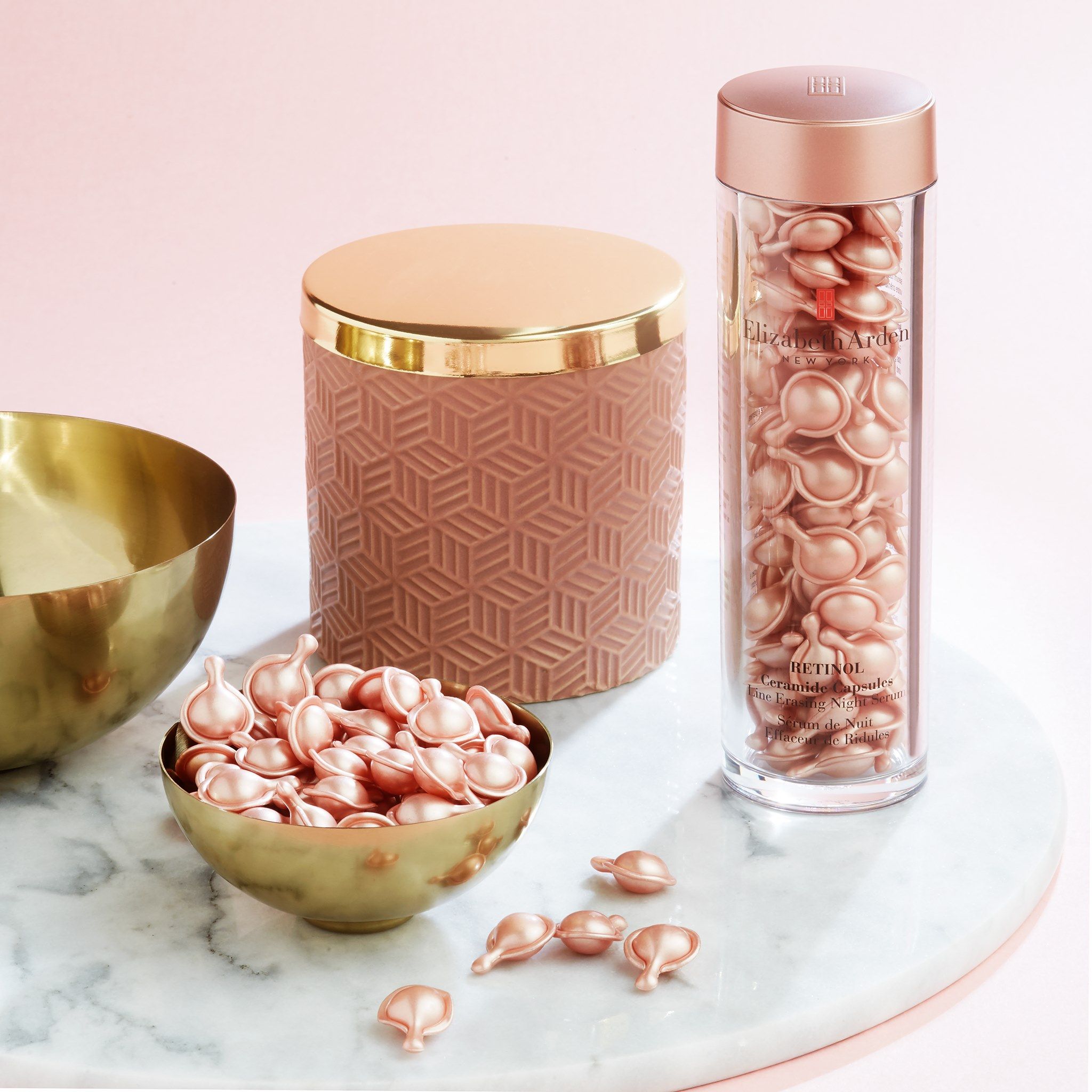 Elizabeth Arden 16: Lifestyle Secondary Images