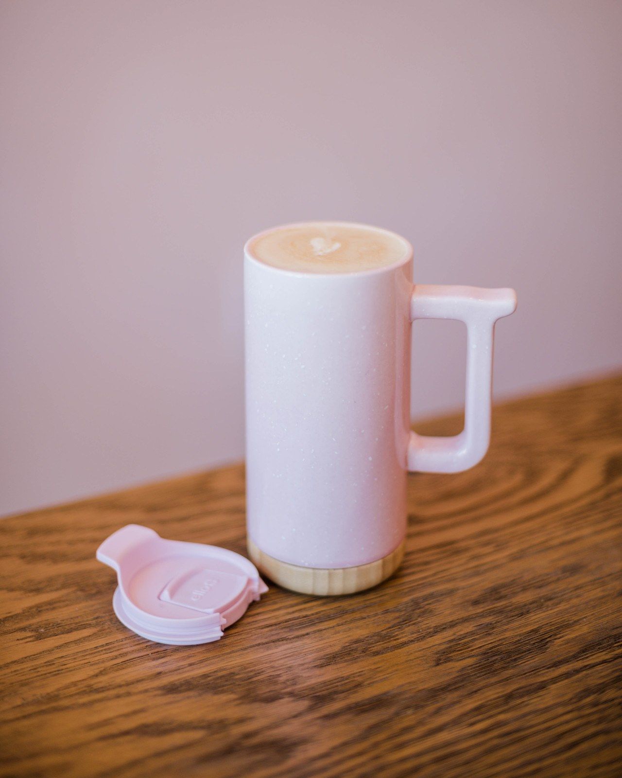 Ello 06: Lifestyle Secondary Images