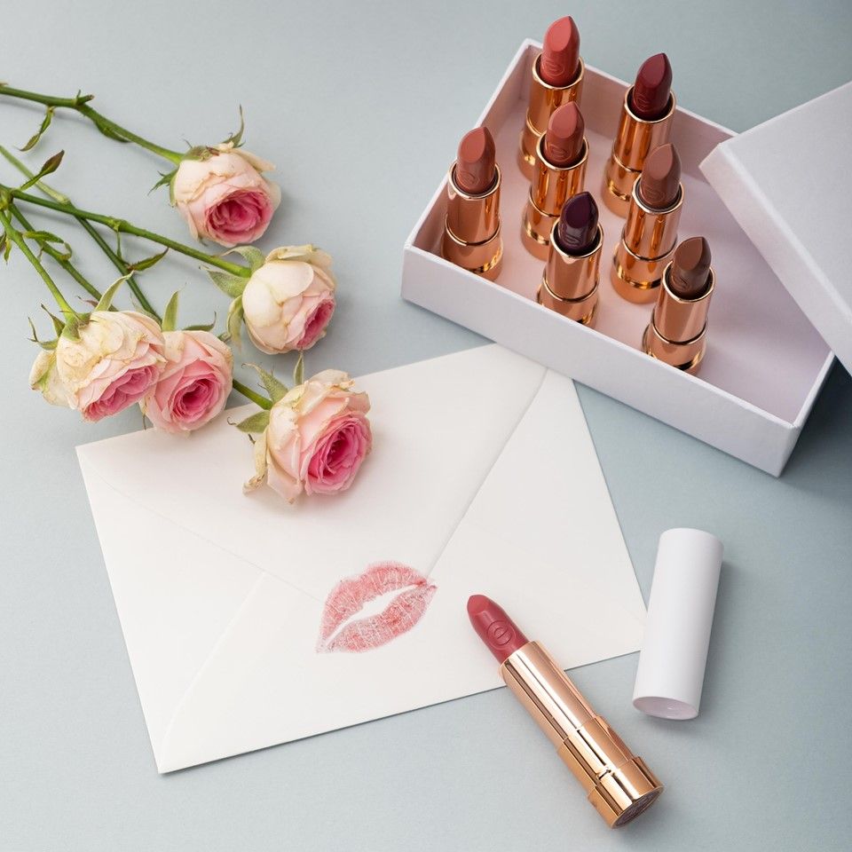 Essence Cosmetics 12: Lifestyle Secondary Images