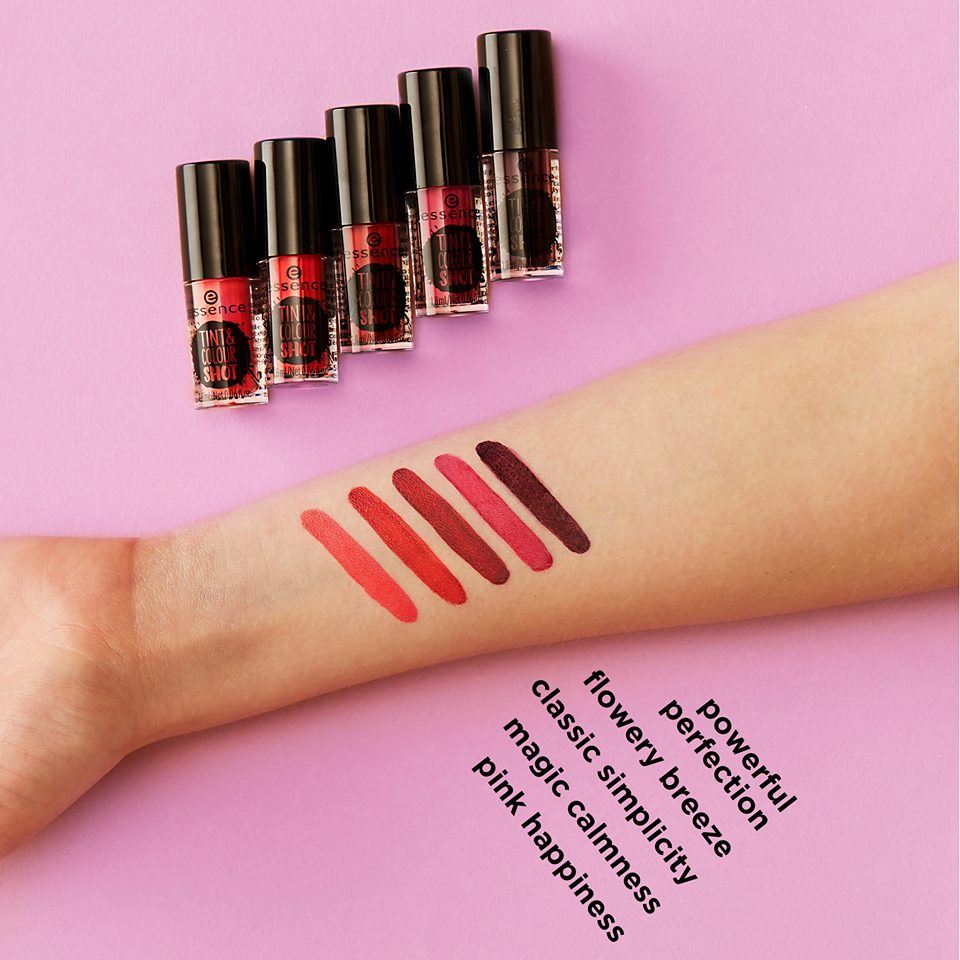Essence Cosmetics 15: Backdrops