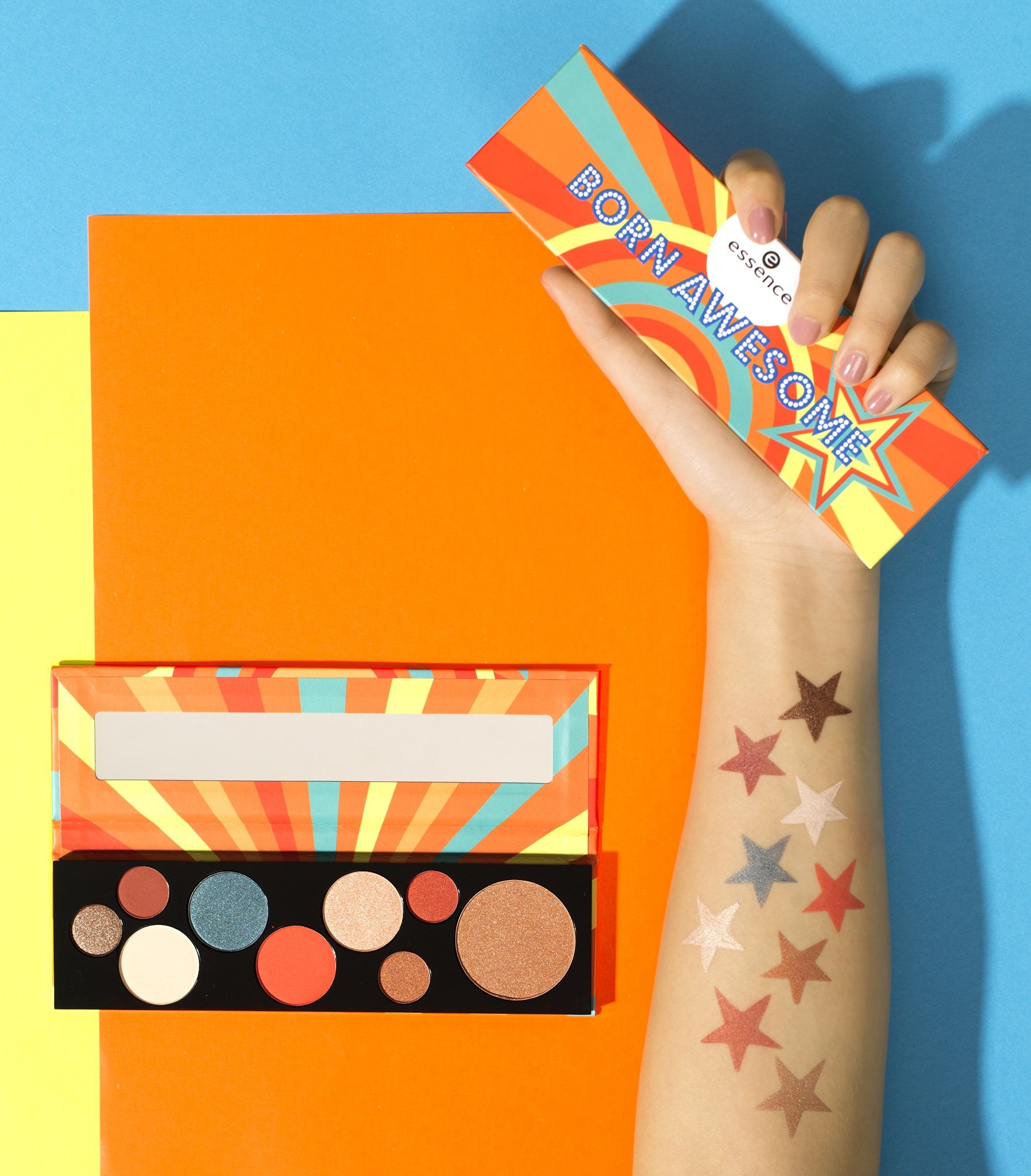 Essence Cosmetics 33: Backdrops