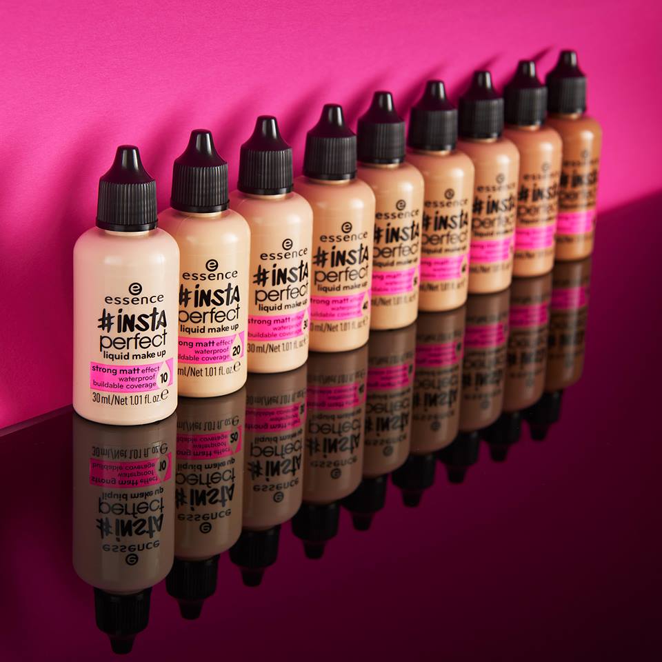 Essence Cosmetics 4: Backdrops