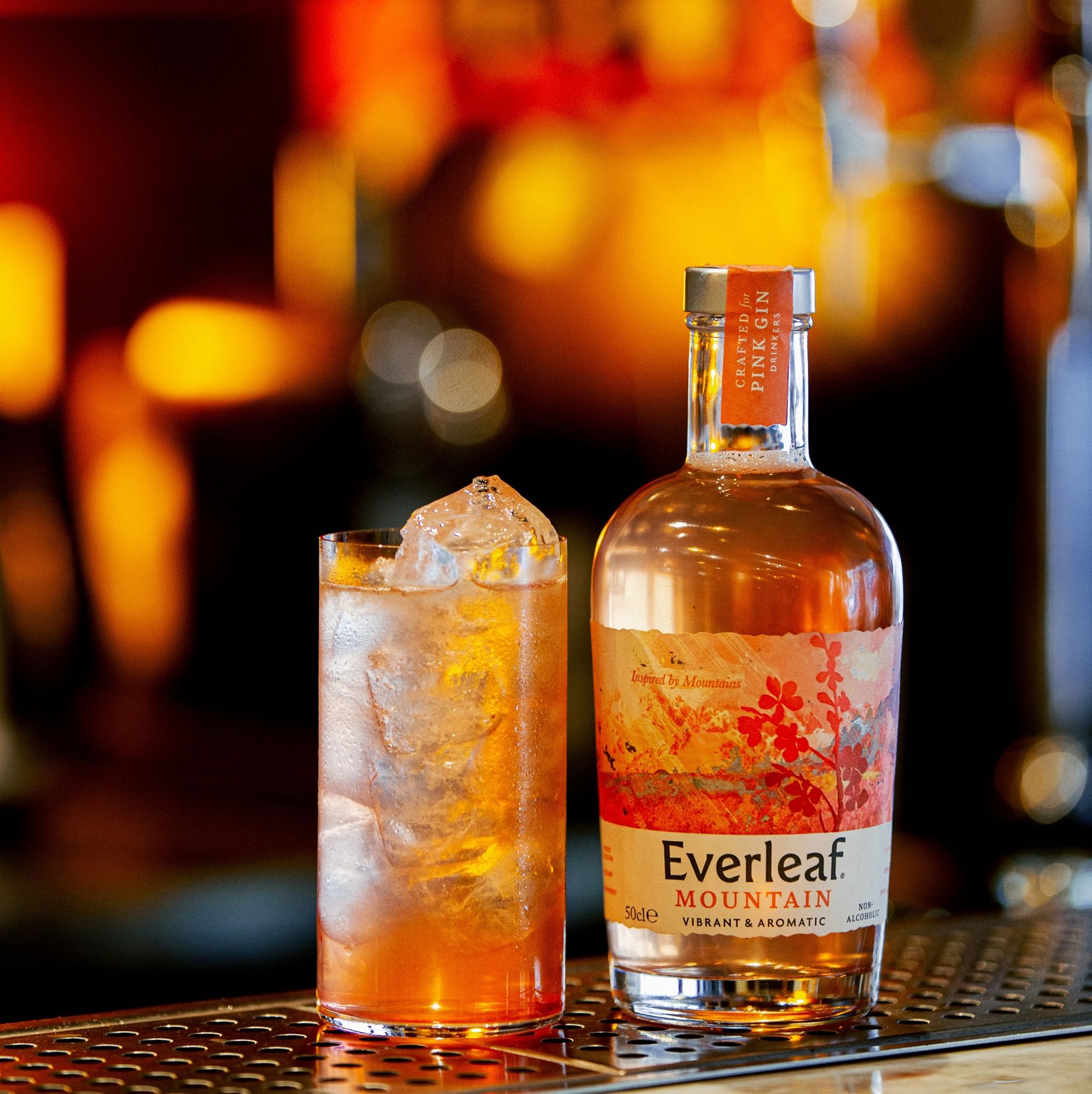 Everleaf 14: Lifestyle Secondary Images