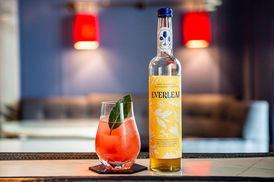 Everleaf 38: Lifestyle Secondary Images