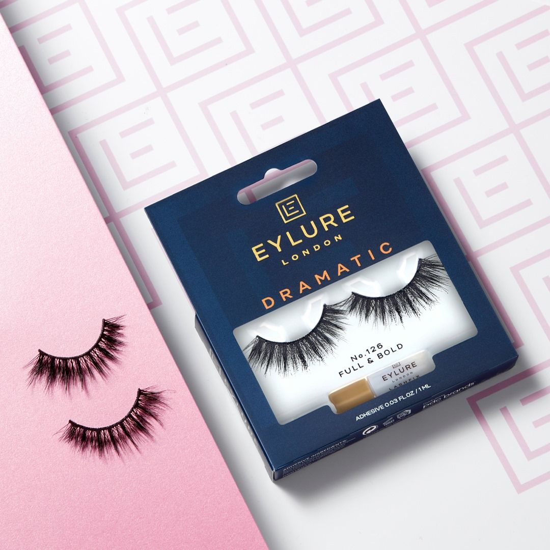 Eylure 18: Backdrops