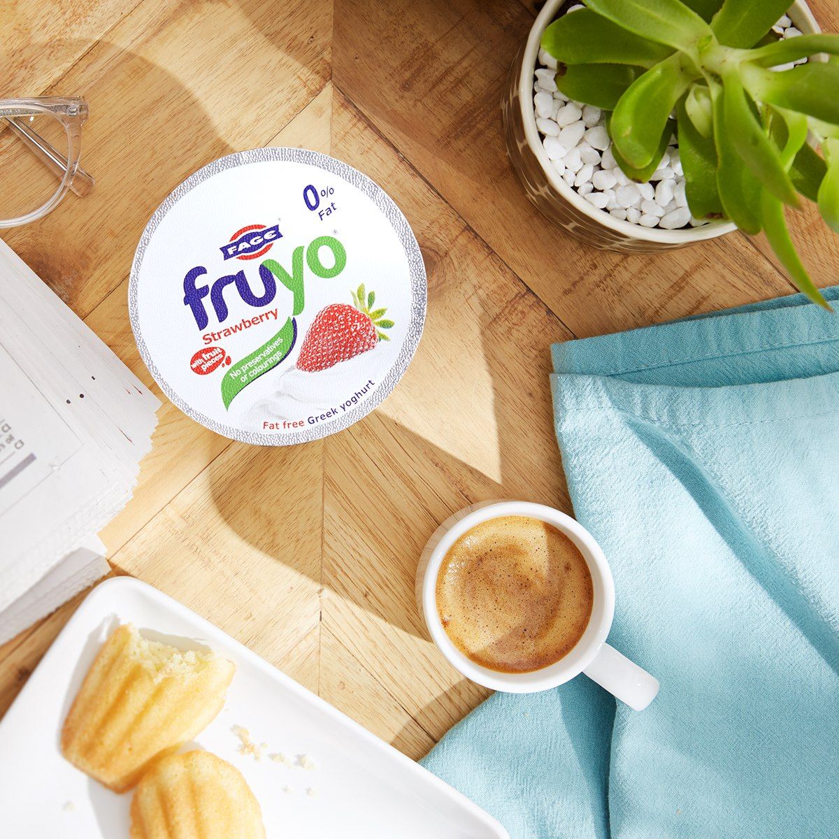 FAGE 04: Lifestyle Secondary Images